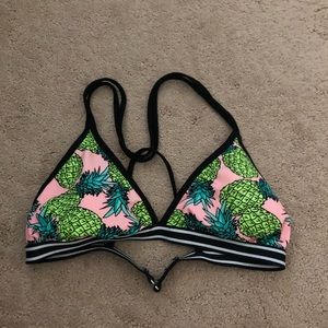 Women’s pineapple bikini top-size M